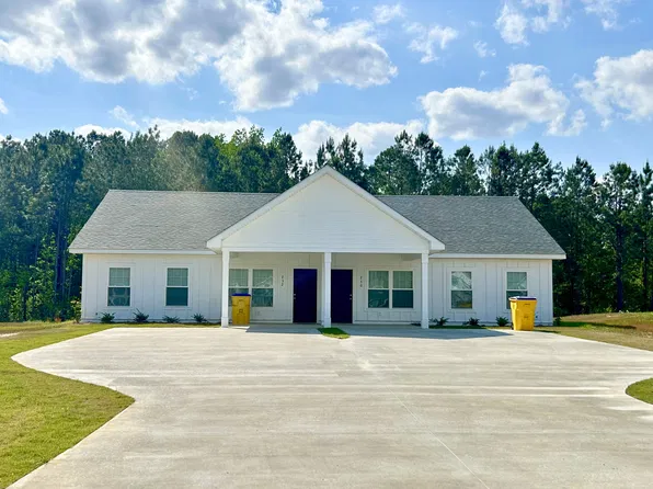 227 Firefly Ln, Brooklet, GA 30415