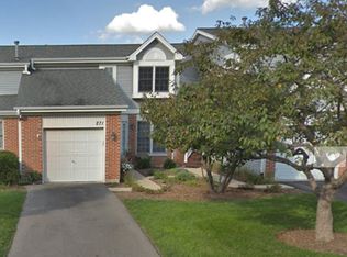 271 Eclipse Dr, Carol Stream, IL 60188