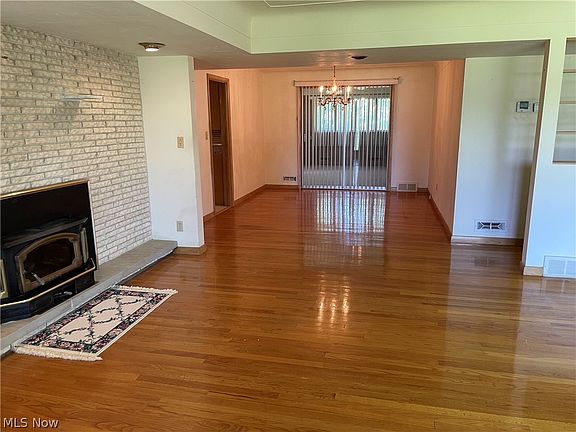 4th image of 729 E Parkhaven Dr