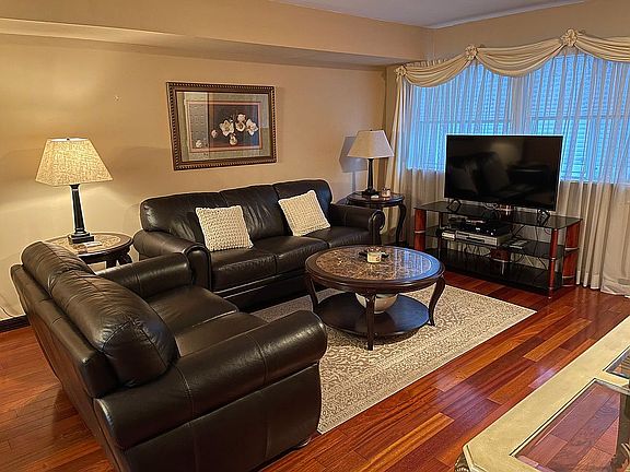 5th image of 70B Dinsmore St #B