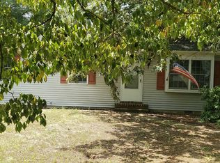 121 Tuxedo Rd, Chestertown, MD 21620