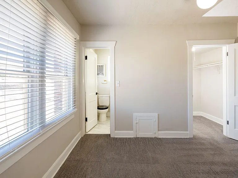 Bigelow Chapman Apartments — Photo 32