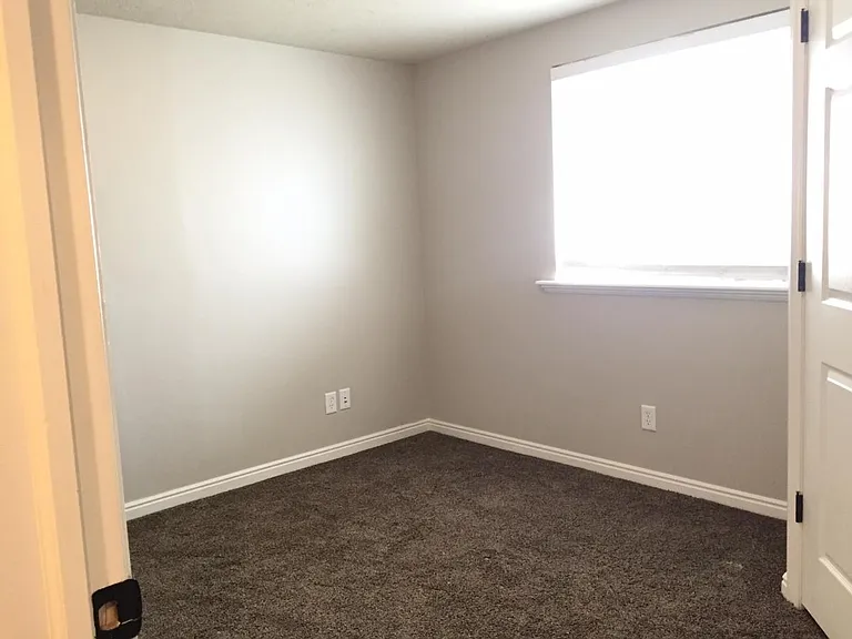 1434 N 2575 W — Photo 23