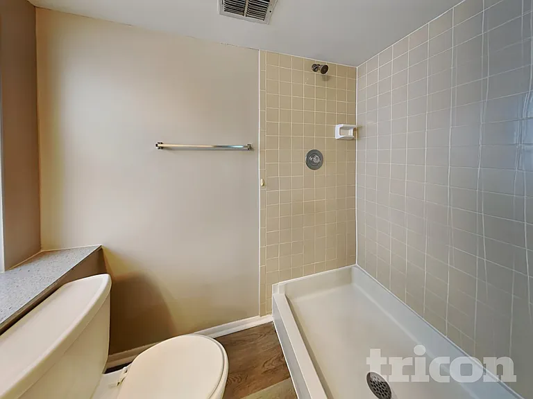 8102 Chickasaw Ln — Photo 8