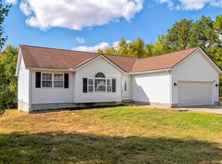 11751 Kevin Ln, Carterville, IL 62918