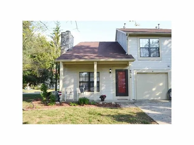 8039 Valley Farms Ct photo 1