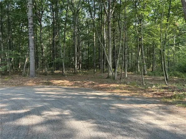 34 Job Dr, West Kingston, RI 02892
