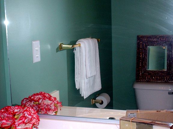 5th image of 3852 Lasalle Dr APT 105