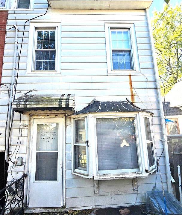 1st image of 138B Bayard Rear St