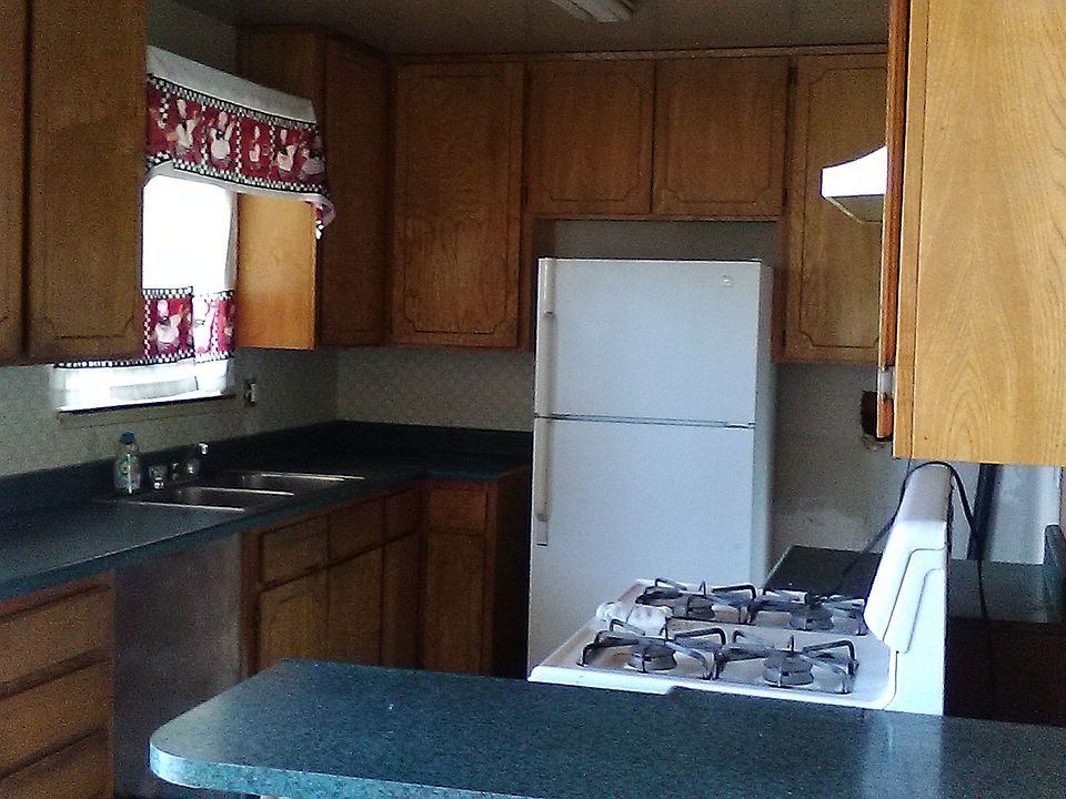 2nd image of 1733 De Anza St