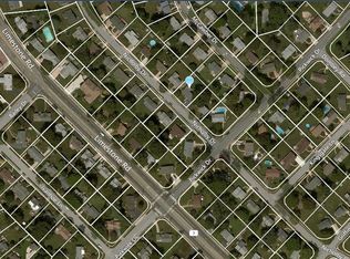 2405 Nicholby Dr, Wilmington, DE 19808