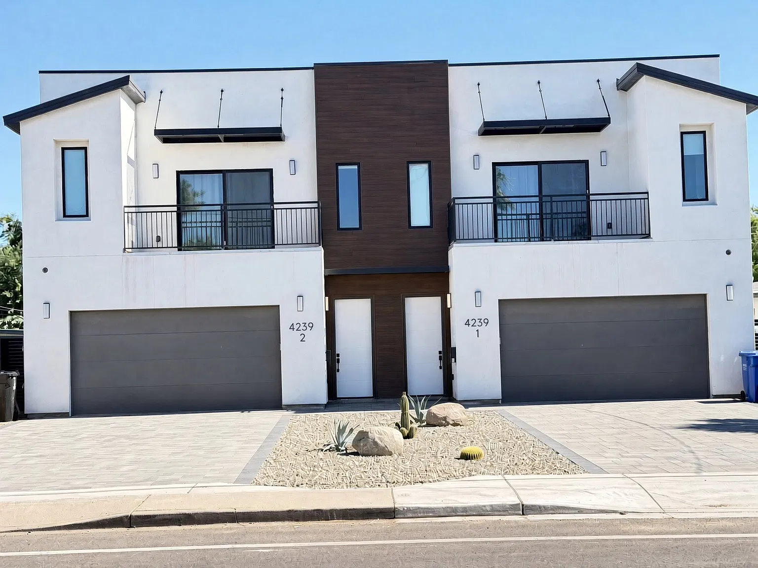 4239 N 20th St — Photo 1