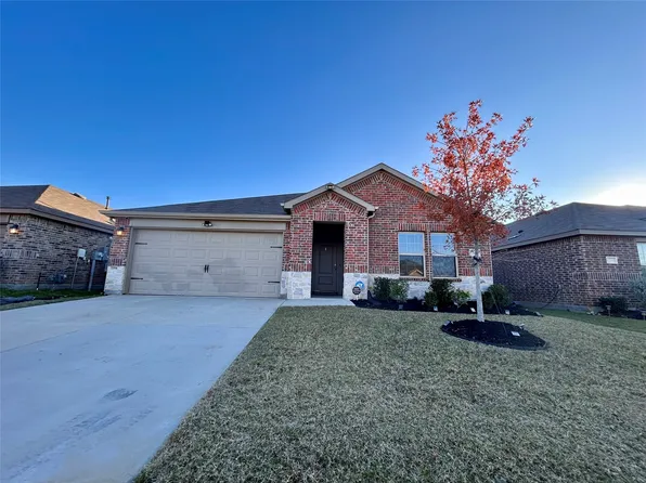 1304 Briar Hill Dr, Denton, TX 76209