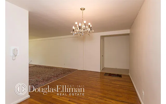 Sold by Douglas Elliman | media 24