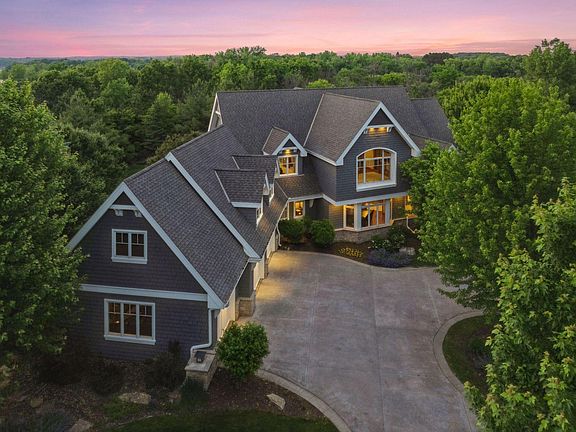 5th image of 9726 Whistling Valley Rd