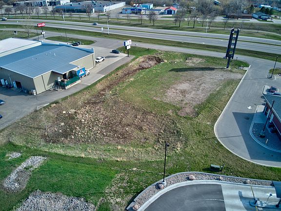 5th image of 1464 W Lincoln Ave