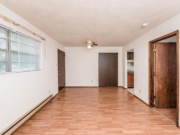 3rd image of 5708 Pontiac Dr APT 12