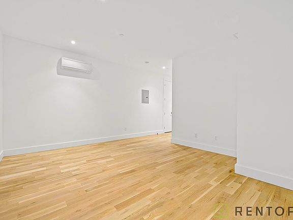5th image of 88 N 1st St #302