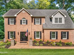 415 Moser Ln, Knoxville, TN 37934