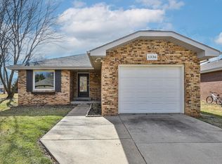 1336 E Arlington St, Springfield, MO 65803