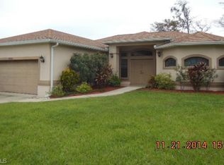 8008 Royal Ct, Labelle, FL 33935