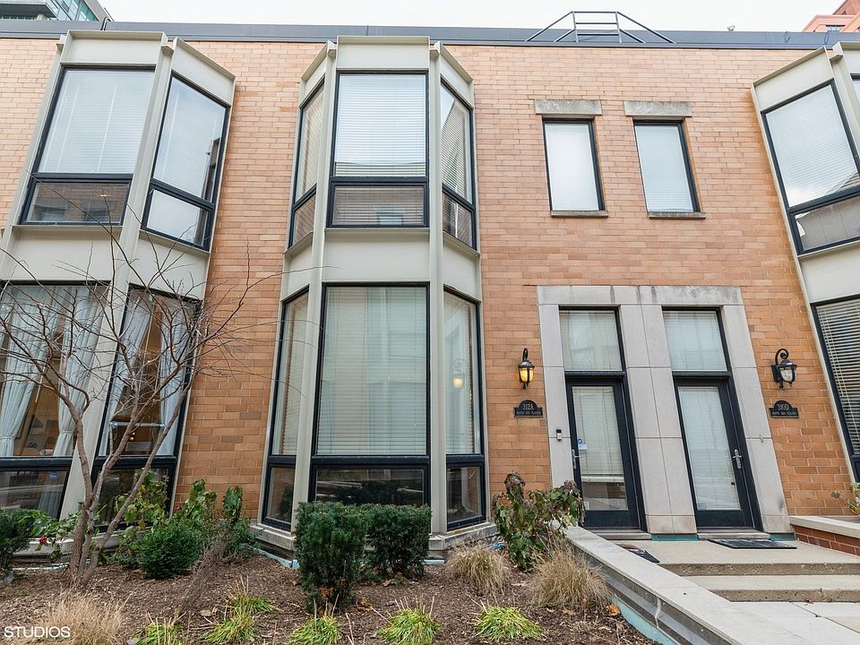 1st image of 312 N Desplaines St Unit A