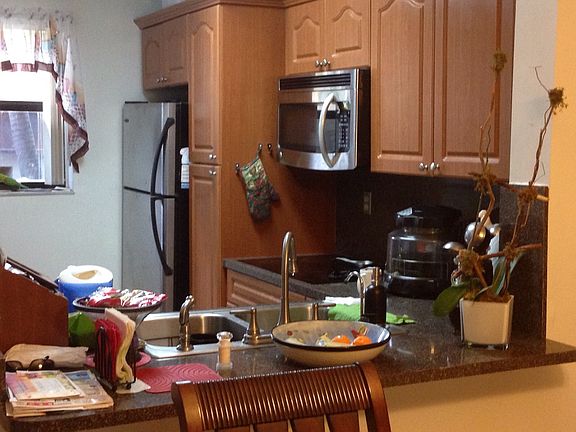 4th image of 6870 NW 173rd Dr APT 707