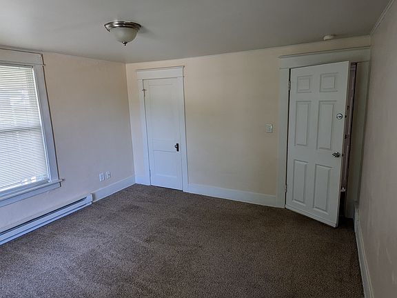 This is the main room of the apartment.