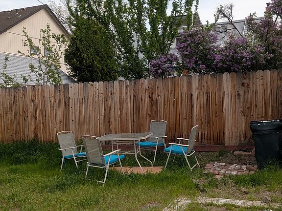 3rd image of 1442 Plumas St