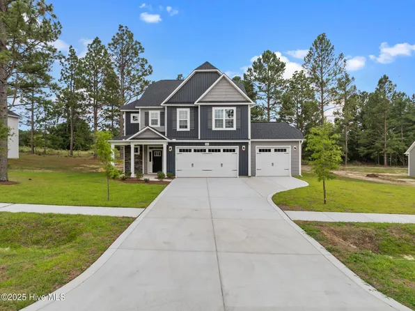804 Winds Way, Aberdeen, NC 28315