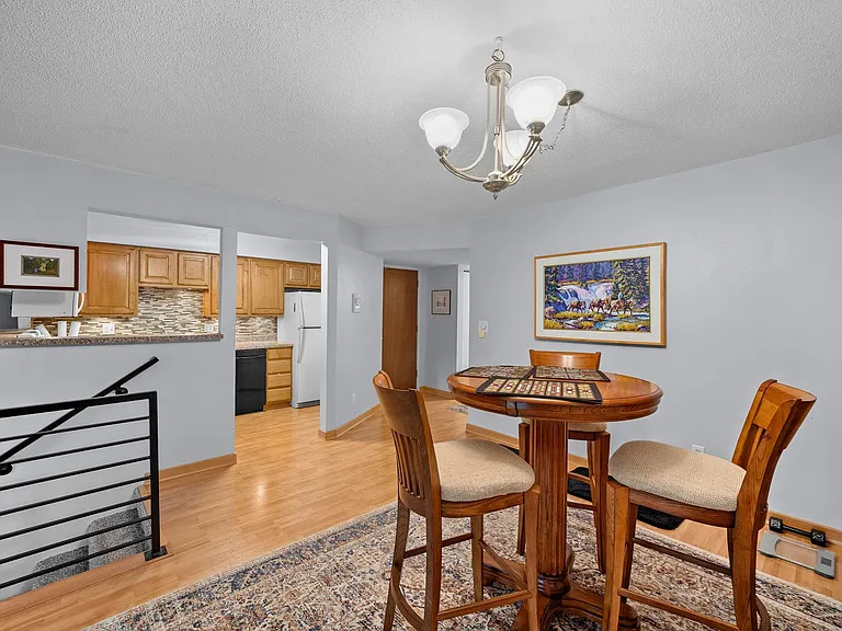 4902 University Ave #325 — Photo 6
