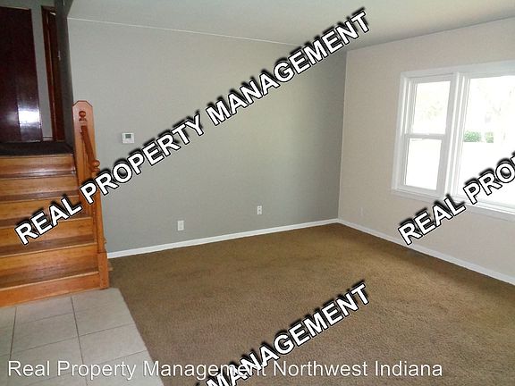 2nd image of 3324 Glenwood St