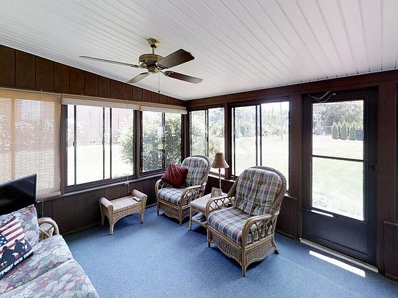 4th image of 6237 White Sulphur Ct