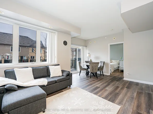 3075 Thomas St #213, Mississauga, ON L5M 0M4
