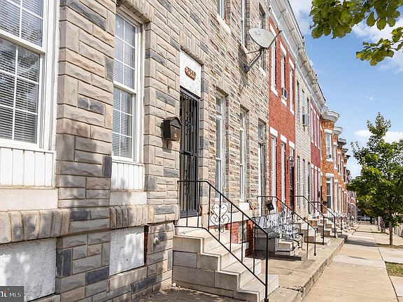 4th image of 2544 W Fairmount Ave