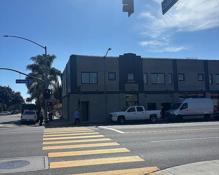 1st image of 304 W Anaheim St APT 2
