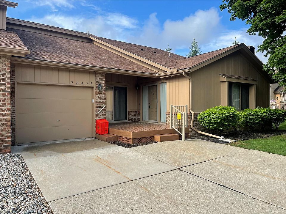 1st image of 37542 N Laurel Park Dr