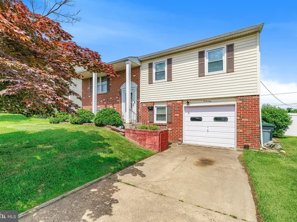 41 Skyline Dr, New Castle, DE 19720