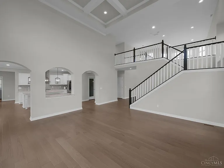 5874 Spinney Ct — Photo 3