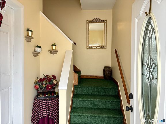 2nd image of 658 Beechmont Ave