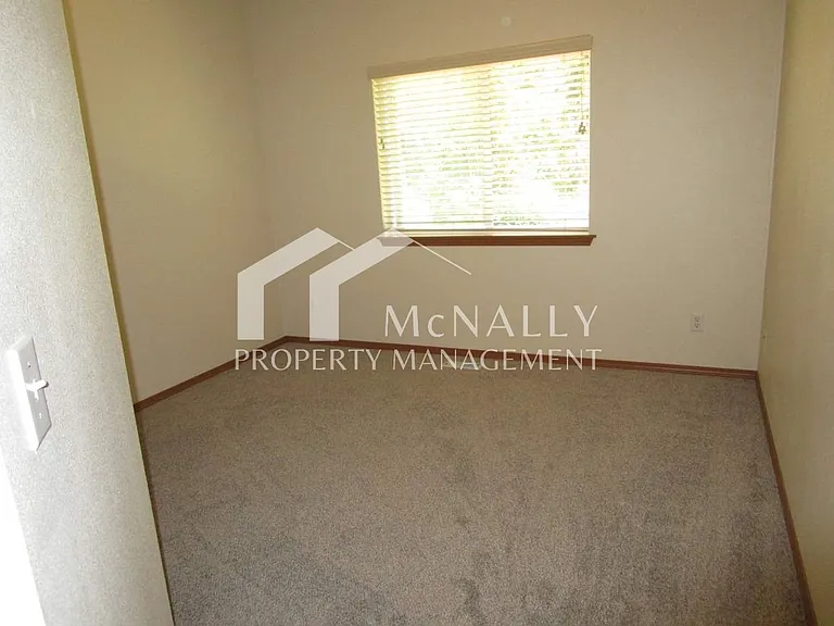 11119 Minterwood Dr NW — Photo 20