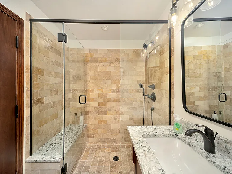 Mahoney Dr — Photo 15