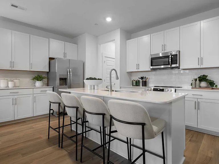Vinewood Townhomes — Photo 9
