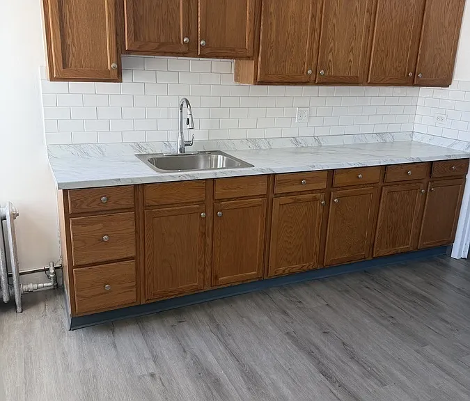 83 Barker Ave — Photo 7