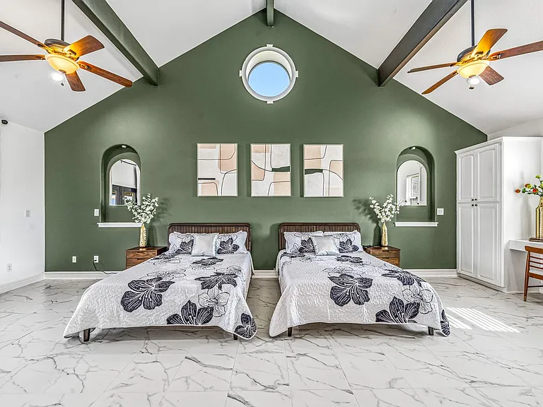2644 Linda Ln — Photo 15