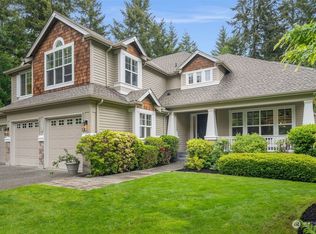 7768 NE Adria Ln, Bainbridge Island, WA 98110
