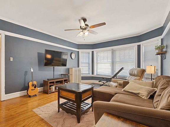 5th image of 5505 N Winthrop Ave #2-I