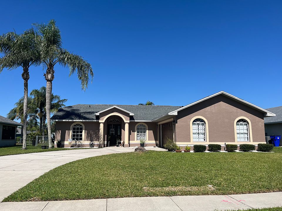 1st image of 5704 Sweetheart Ct