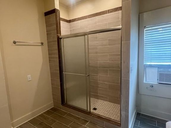 2nd image of 3111 Magazine St #3111