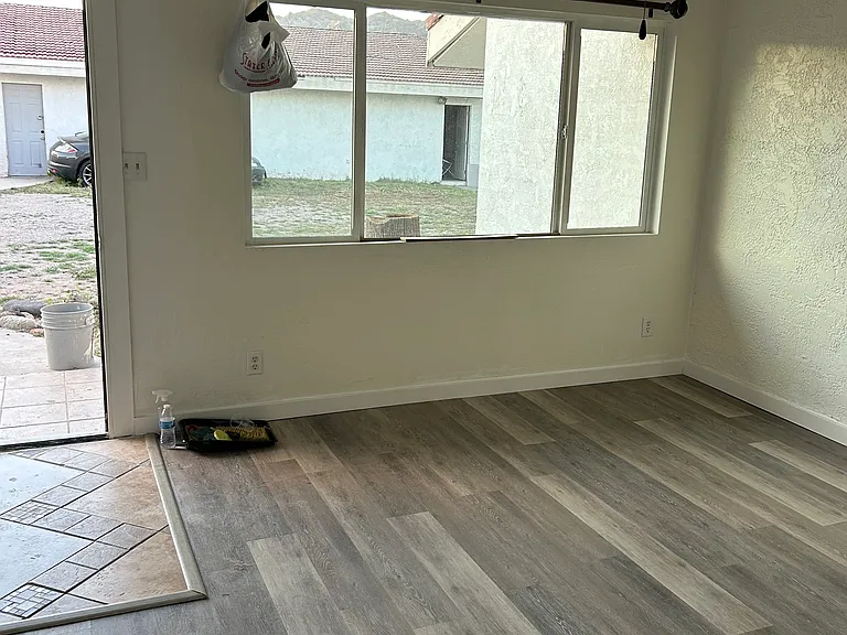 380 Riverfront Dr #B — Photo 9